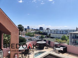 6700 1/3 Franklin Pl #206, Los Angeles, CA 90028