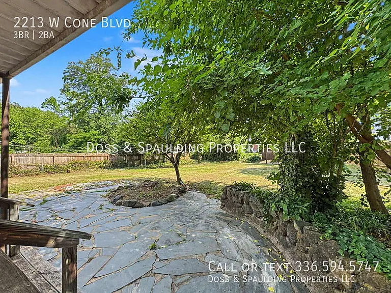 2213 W Cone Blvd — Photo 27