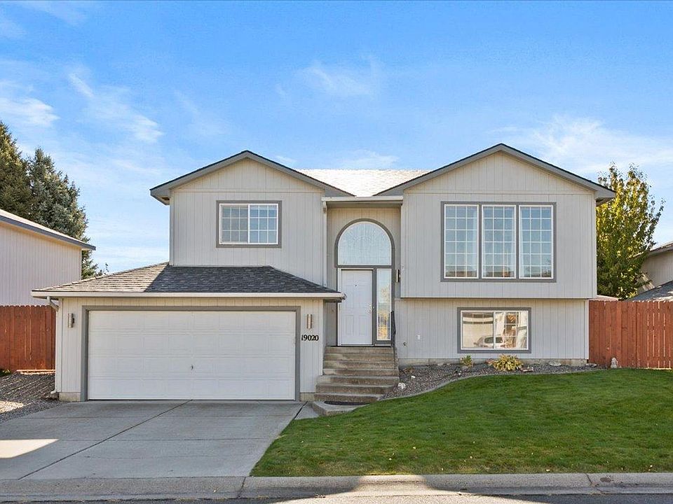 1st image of 19020 E Michielli Ln