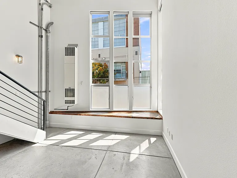 18 Bernice St #101 — Photo 8