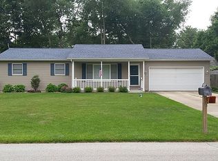 16462 Fairfield Ln, Granger, IN 46530