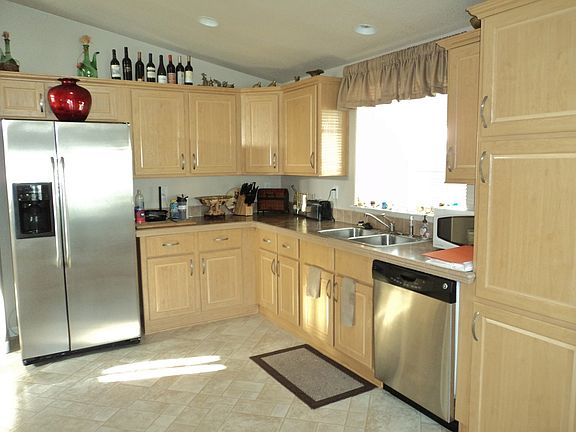 4th image of 1440 S Orange Ave Space 33