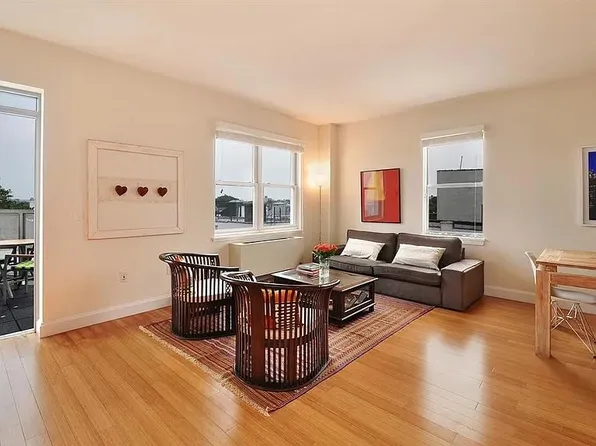 483 Washington Avenue image 1 of 8