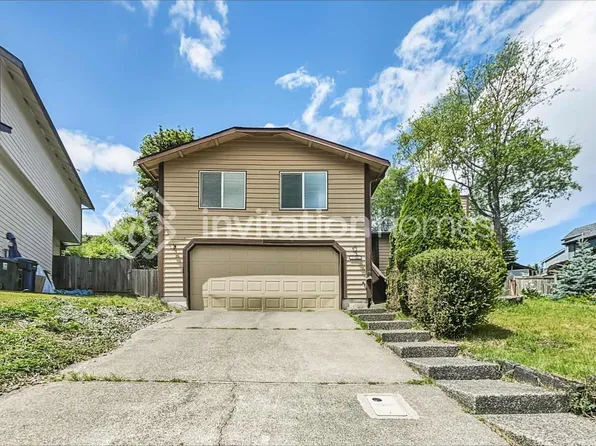 3308 Saint Andrews Ct NE, Tacoma, WA 98422