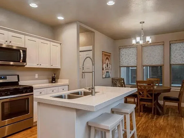343 Park Blvd — Photo 7
