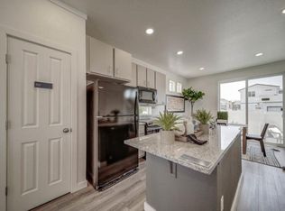 18272 E 49th Pl, Denver, CO 80249