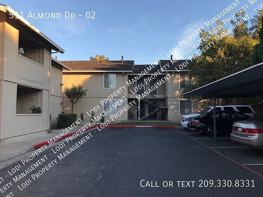 1st image of 511 Almond Dr APT 2