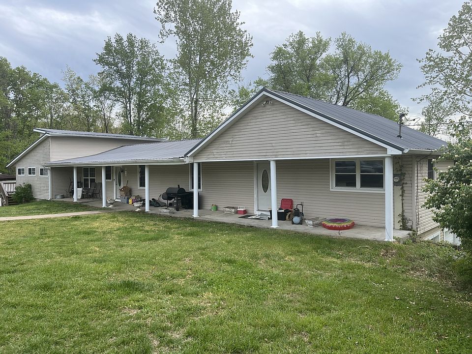 1st image of 2222 Valley View Rd