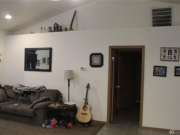 3rd image of 1209 W Franklin St #2