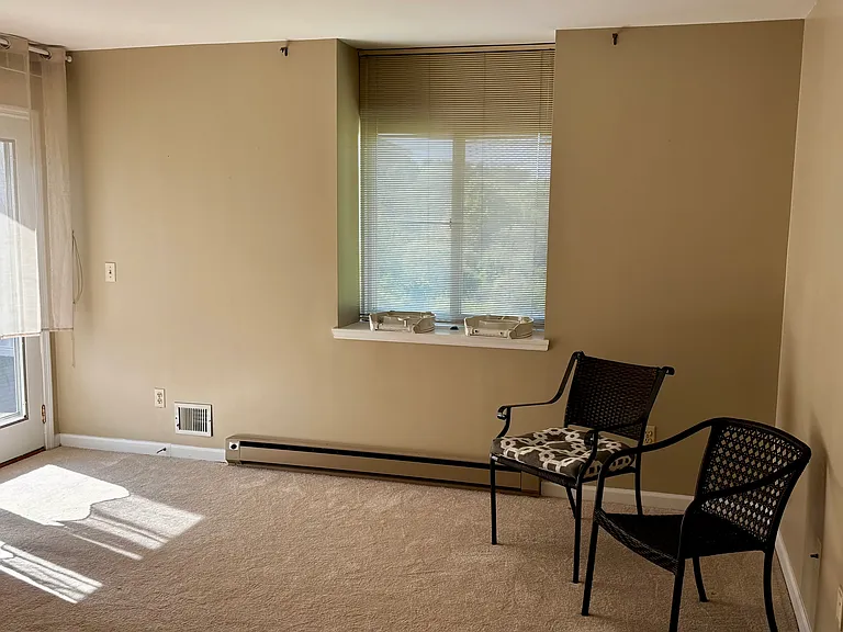 63 Bennett Cmn #63 — Photo 12