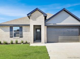 15622 S 75th East Ave, Bixby, OK 74008