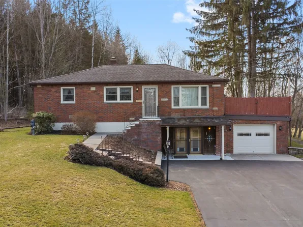 1301 Echo Rd, Vestal, NY 13850