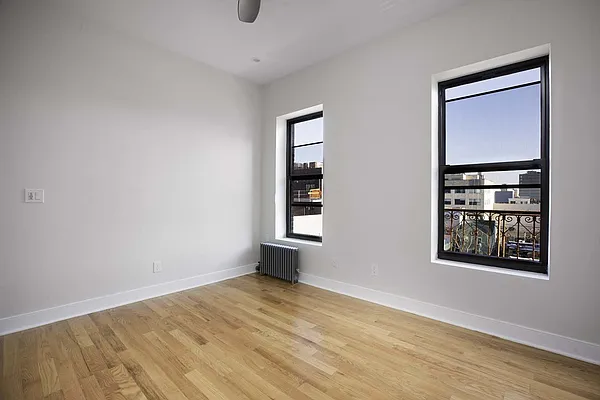 Rented by New Age Realty Group | media 25