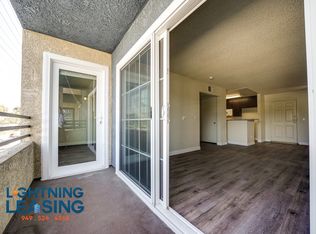 2850 5/3 Riverside Dr #3-413D, Los Angeles, CA 90039