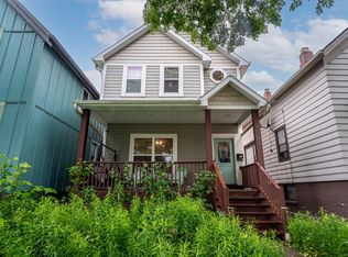 3031 N Pierce St, Milwaukee, WI 53212