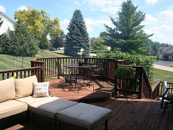 5th image of 14893 Dereck Dr