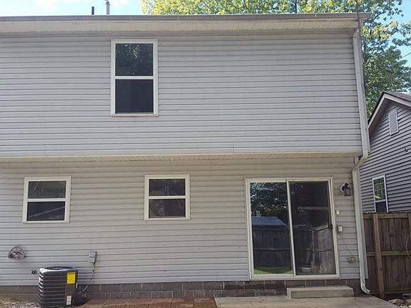 3rd image of 5687 Whitethorn Dr