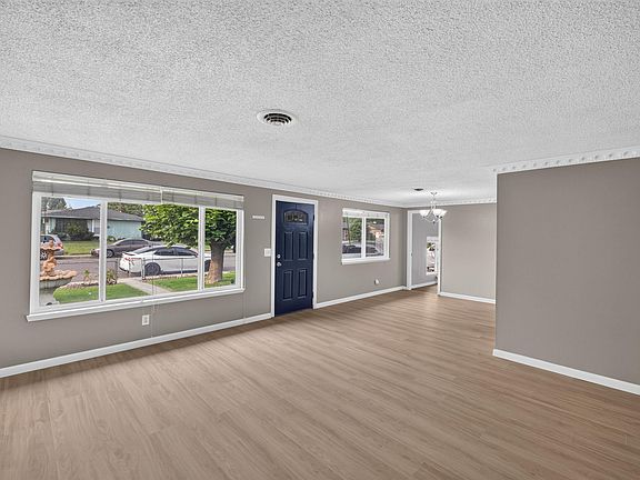 4th image of 736 W Leola St