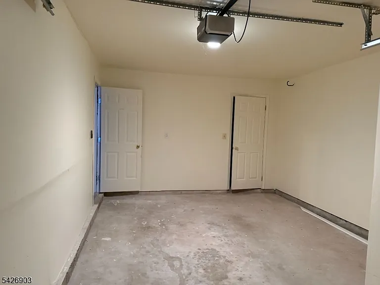 31 Marrow St — Photo 19