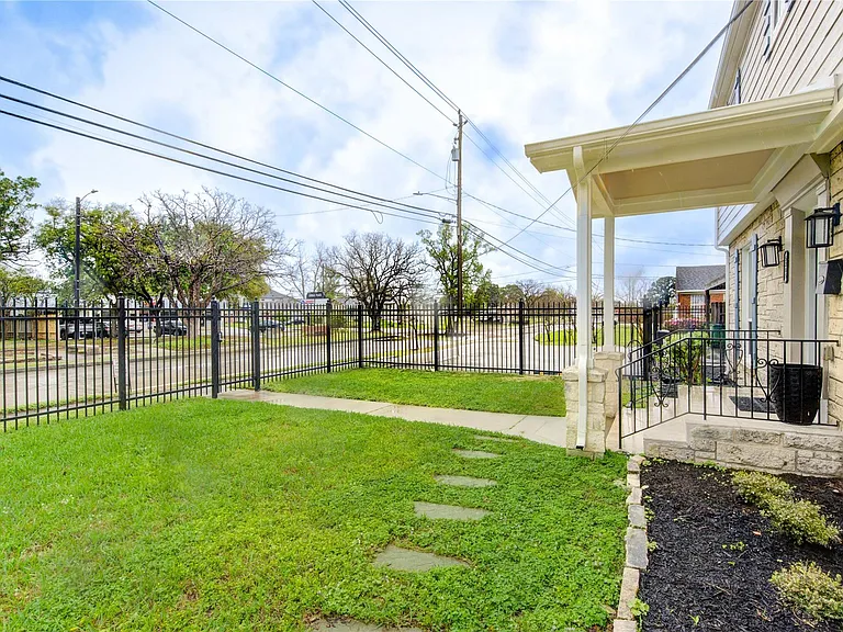 5205 Irvington Blvd — Photo 45