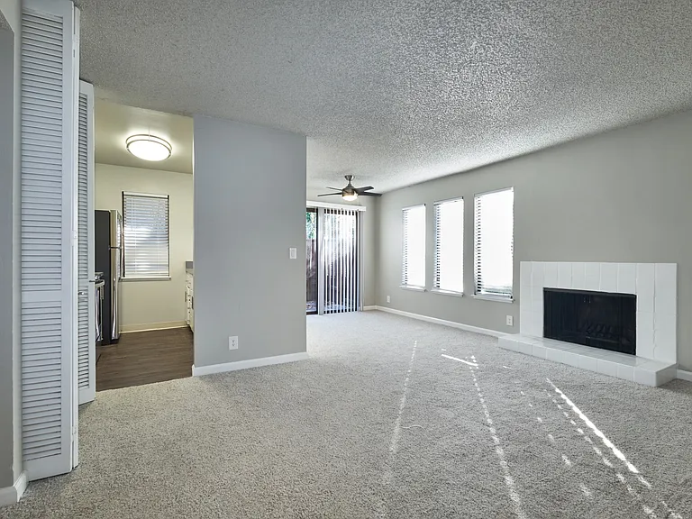 DP8 2bed living small
