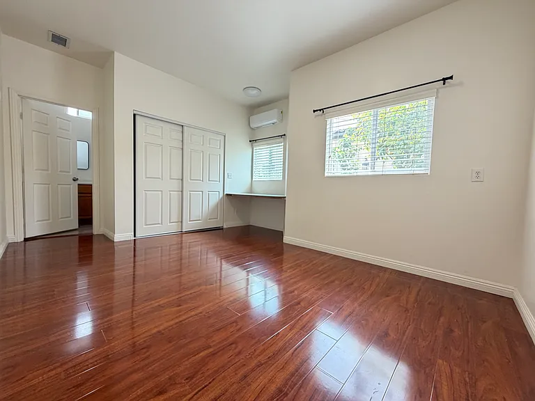 6354 Lemon Ave — Photo 11