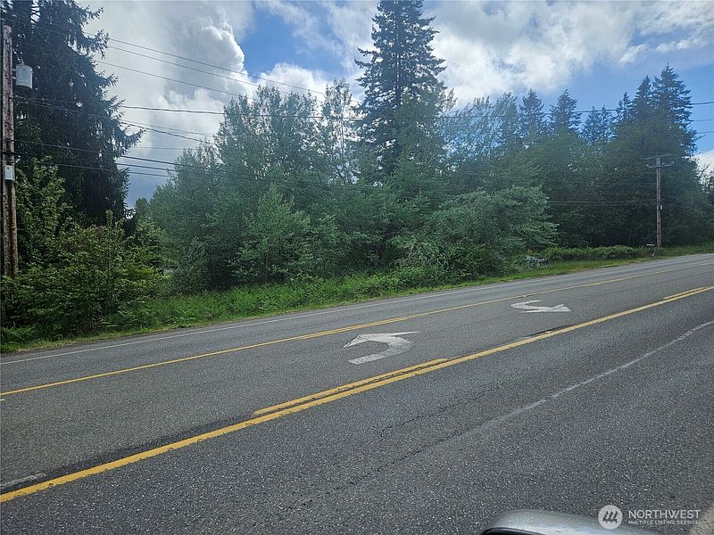 4th image of 4990 Mile Hill Drive