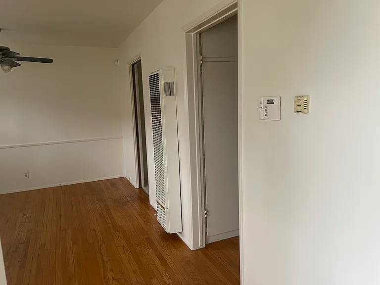643 N Michigan Ave — Photo 4