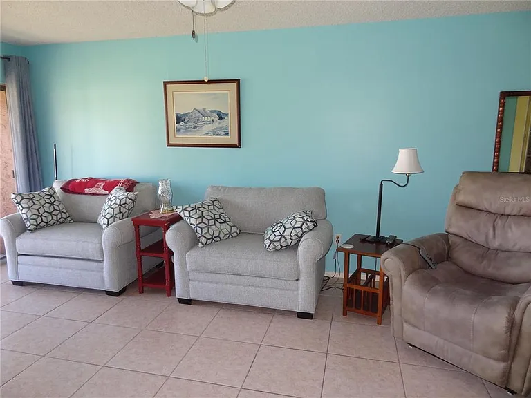 11135 Carriage Hill Dr #3 — Photo 12