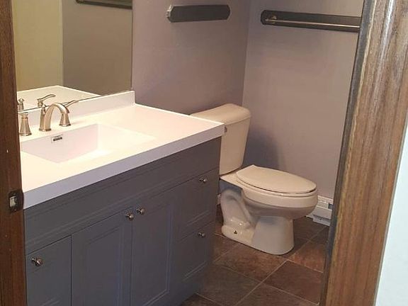 Resized_received_2296741390538416_6169_04012020