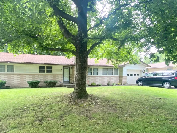 322 Crestwood Dr, Webb City, MO 64870