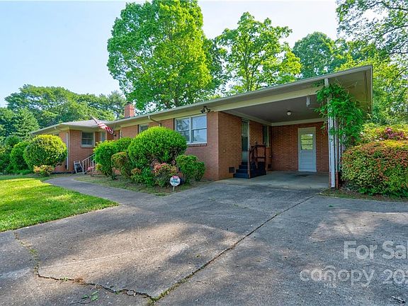 5th image of 617 Tina Dr
