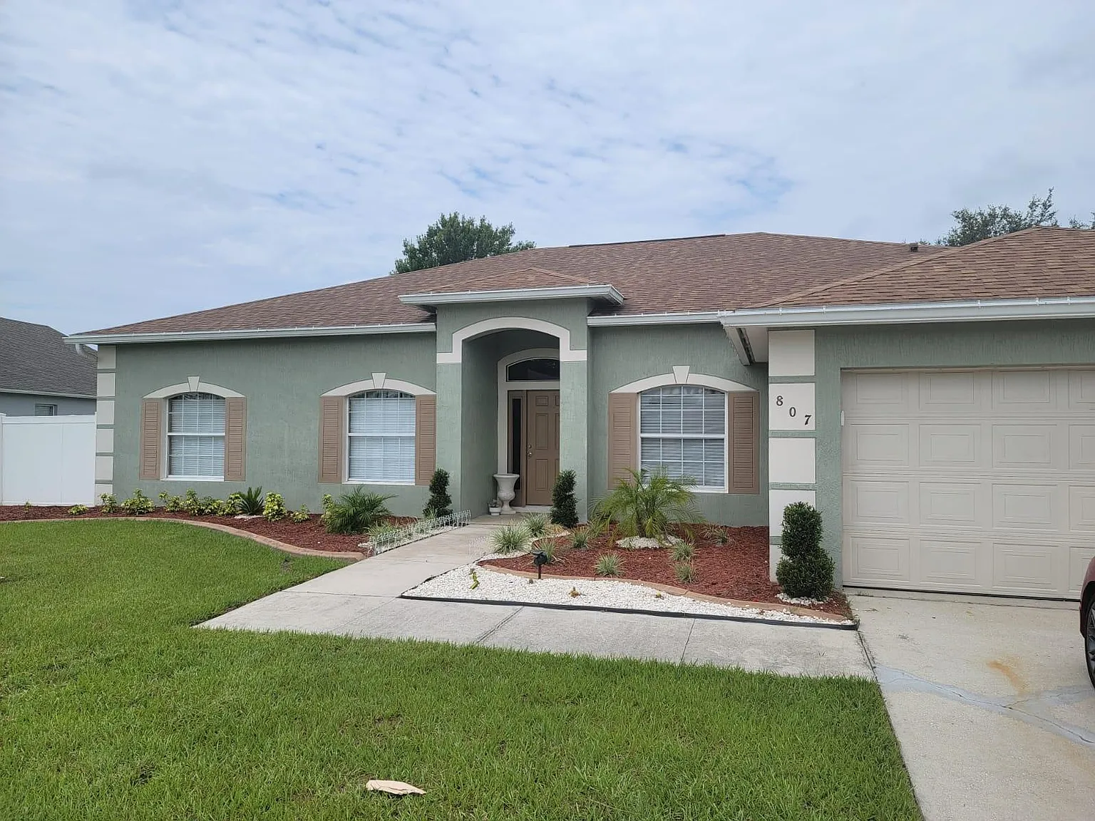 807 Palermo Ct — Photo 1