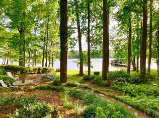 Andrews St, Scottsboro, AL 35768