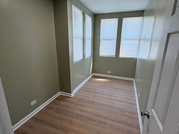 4th image of 2951 E 138th Pl #1