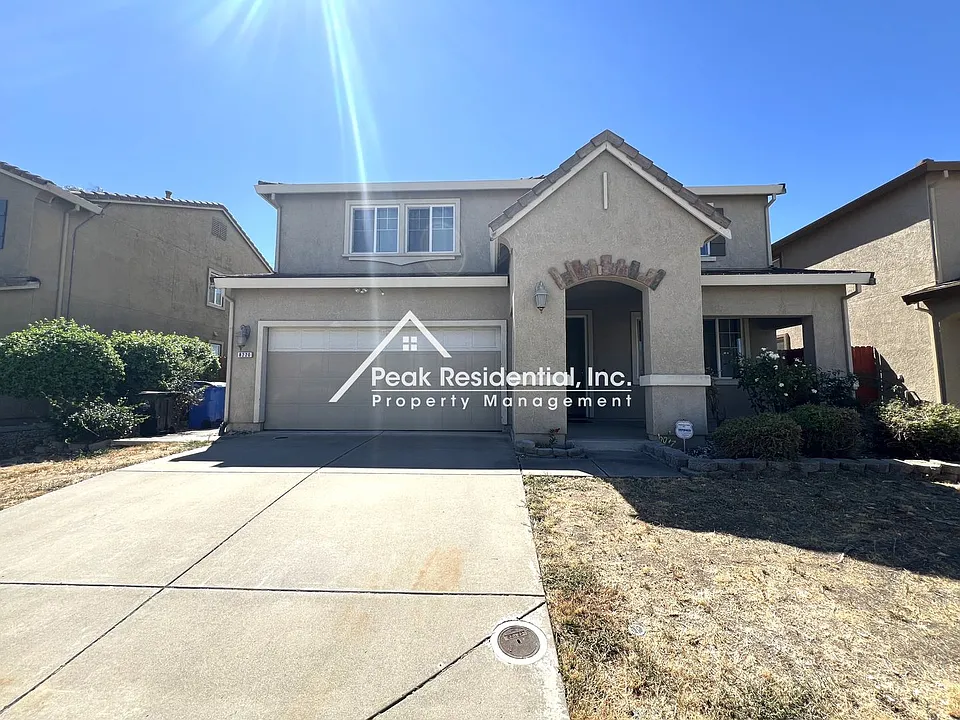 8220 Sheldon Place Dr