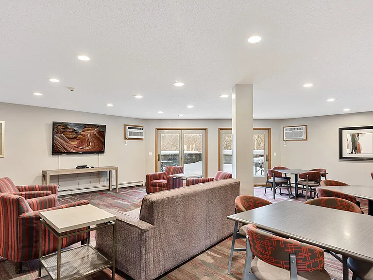 Cutters Grove Apartment Homes — Photo 16