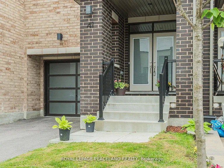 41 Dariole Dr — Photo 3