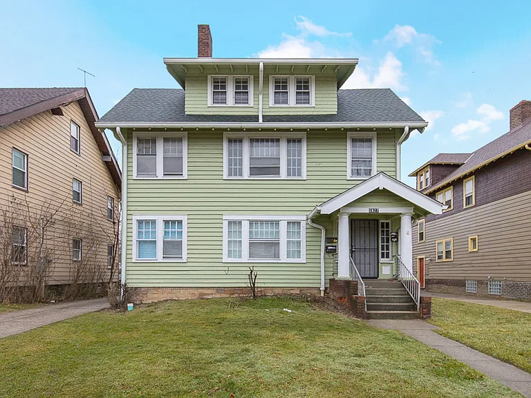 2827 Avondale Ave — Photo 12