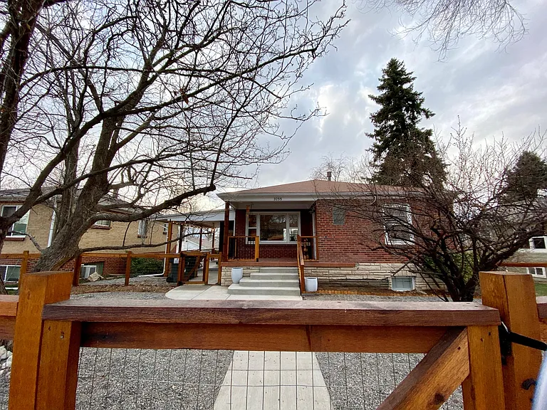 3255 S Pearl St #A — Photo 10