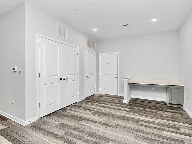 520 Tom Hunter Rd — Photo 45