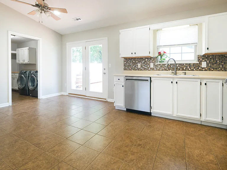 3802 Brownstone Dr — Photo 21