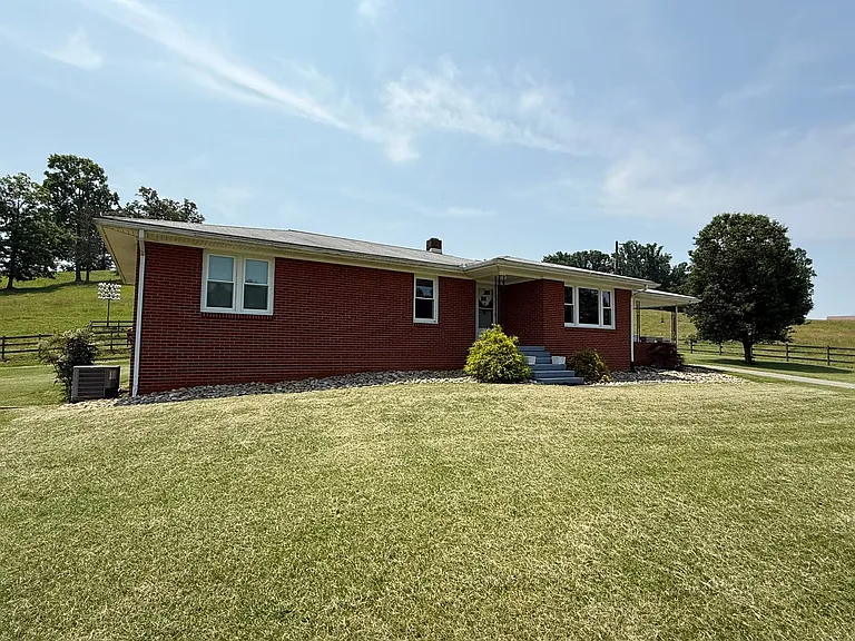 2459 Middlesettlements Rd — Photo 1