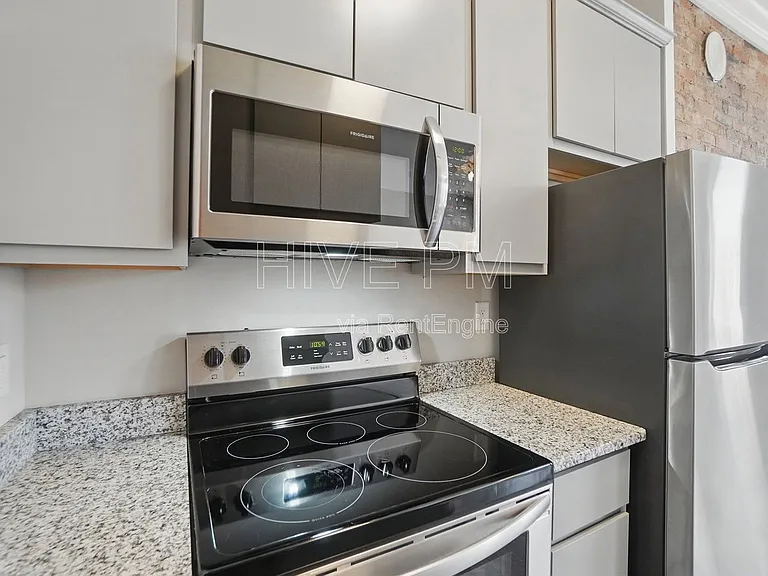 107 W Elder St #C — Photo 20