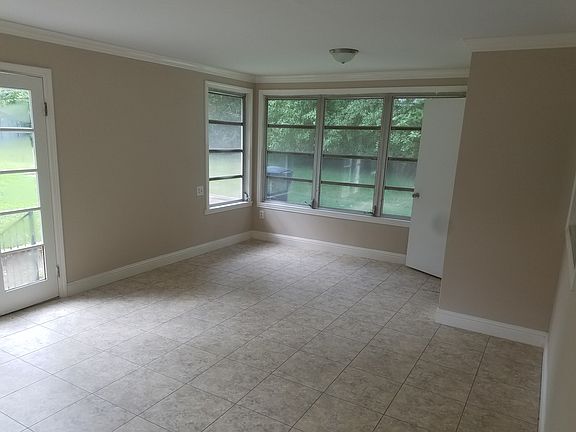 2nd image of 3127 Iberville Dr