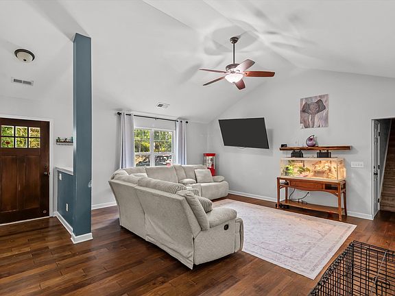 5th image of 1282 Sand Oak Dr