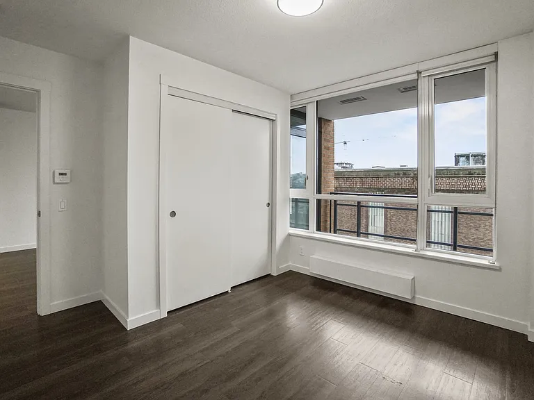 183 Georgia St E — Photo 114