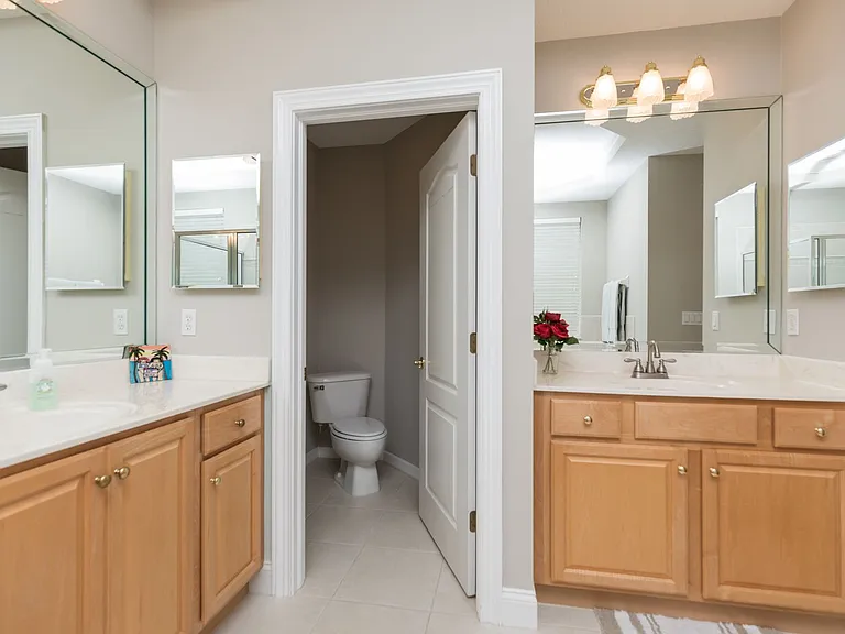 212 Island Green Dr — Photo 18