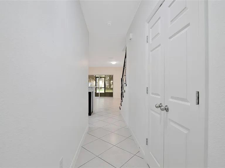 2905 Sunstone Dr — Photo 4