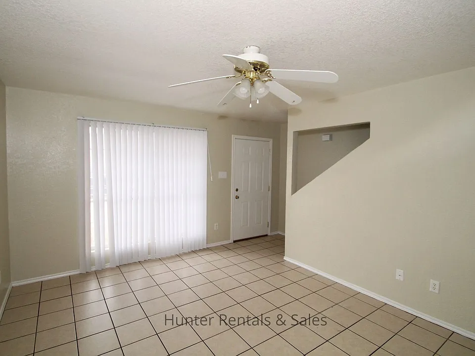 4504D Jeff Scott Dr